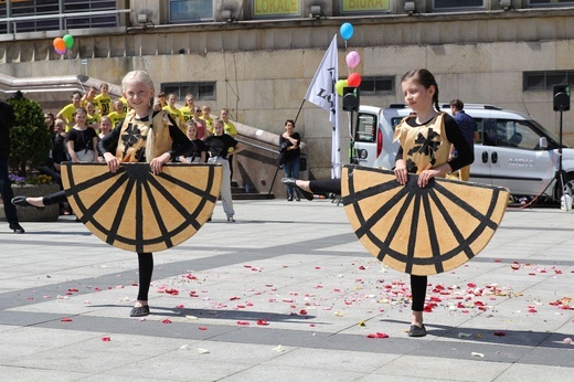 "Cała Polska tańczy dla JP2" - Bielsko-Biała 2019