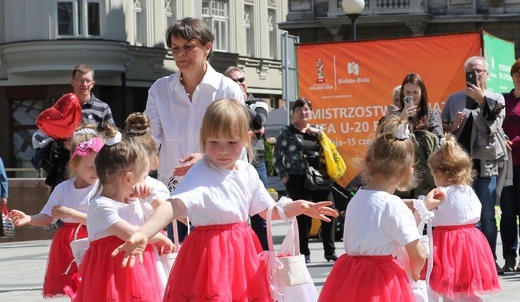 "Cała Polska tańczy dla JP2" - Bielsko-Biała 2019