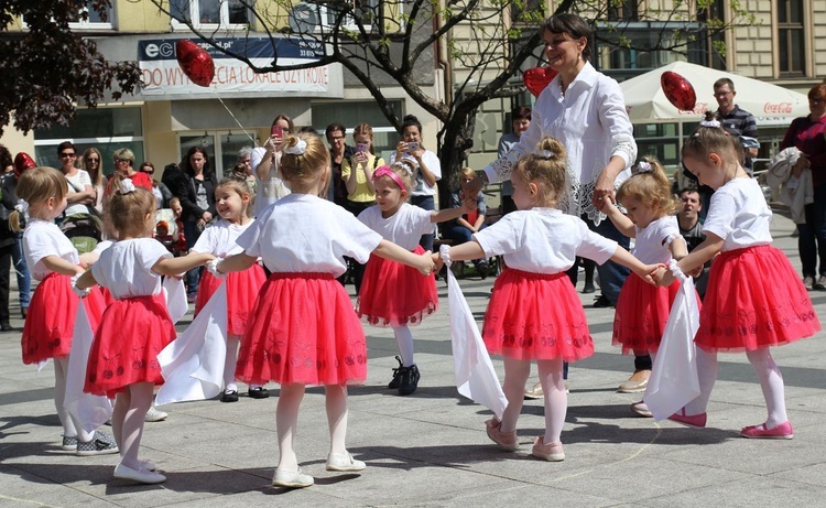 "Cała Polska tańczy dla JP2" - Bielsko-Biała 2019