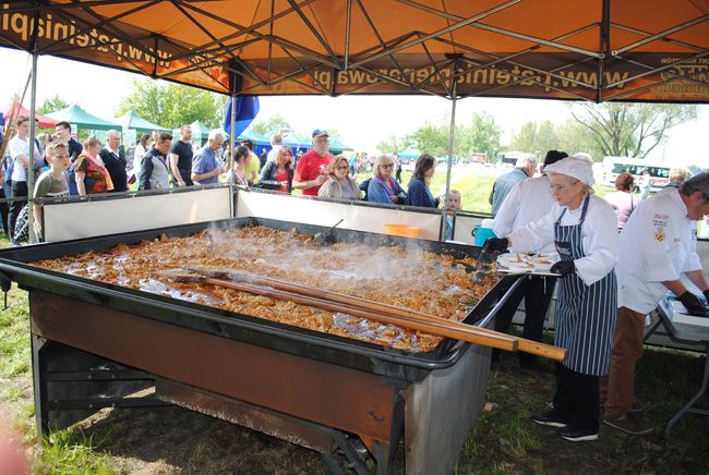 Stalowa Wola, błonia. Dni Otwartych Funduszy Europejskich.