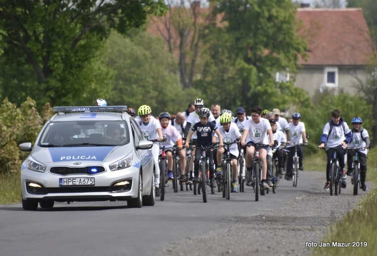 III Wielkanocny Rajd Rowerowy do Bożego Grobu w Żaganiu - cz. II