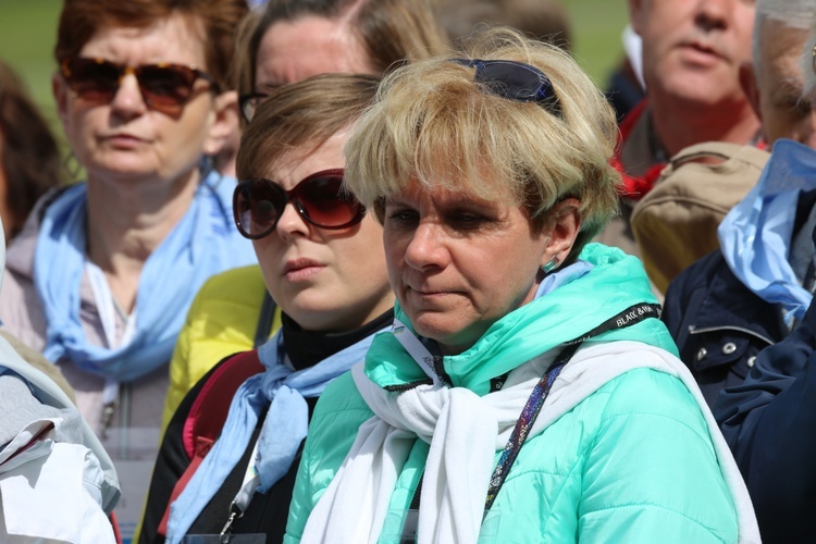 Żegnaj, Piękna Pani z Lourdes 