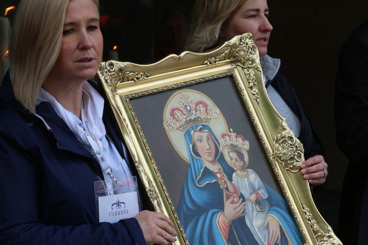 Żegnaj, Piękna Pani z Lourdes 