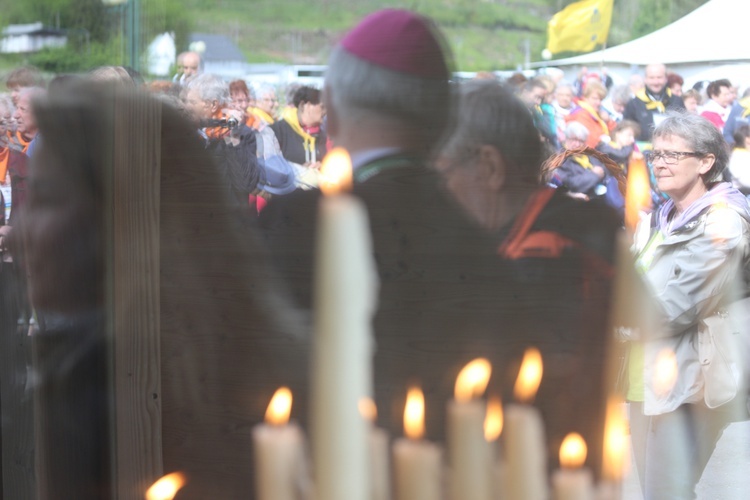 Żegnaj, Piękna Pani z Lourdes 