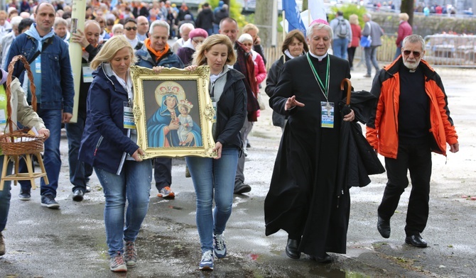 Żegnaj, Piękna Pani z Lourdes