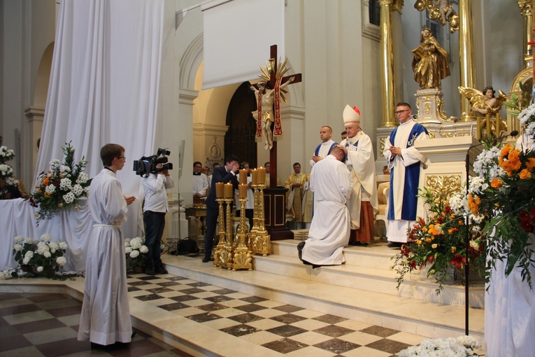 "Nie bójcie się iść do świata" 