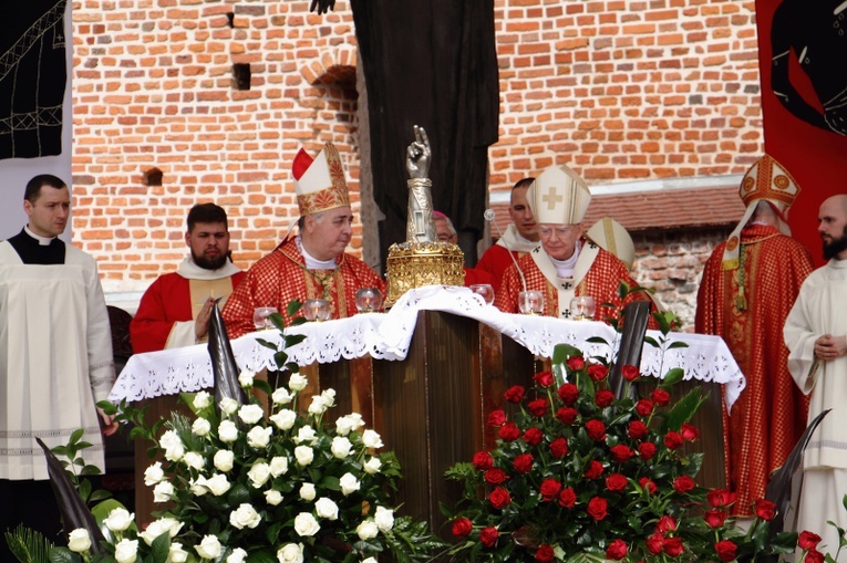 Procesja z Wawelu na Skałkę 2019