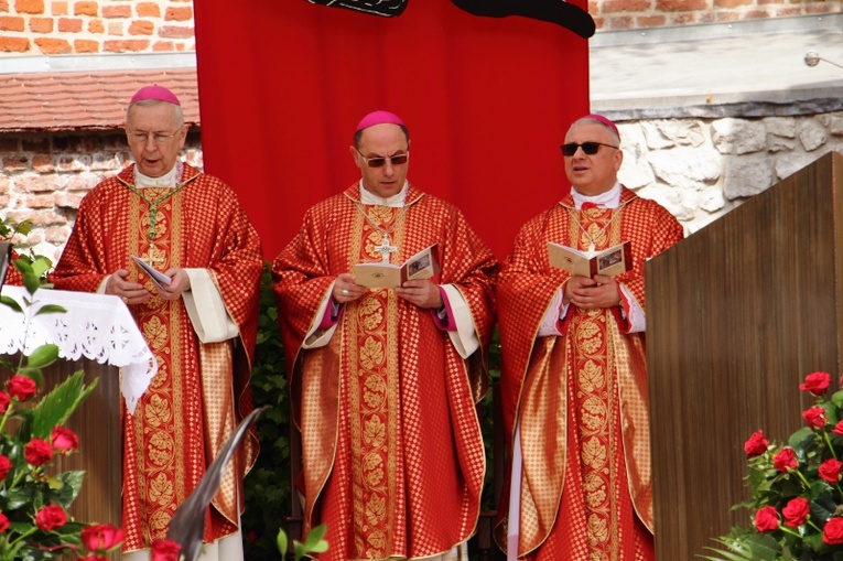 Procesja z Wawelu na Skałkę 2019