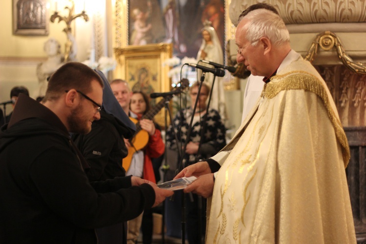 XV Diecezjalne czuwanie młodzieży w intencji powołań