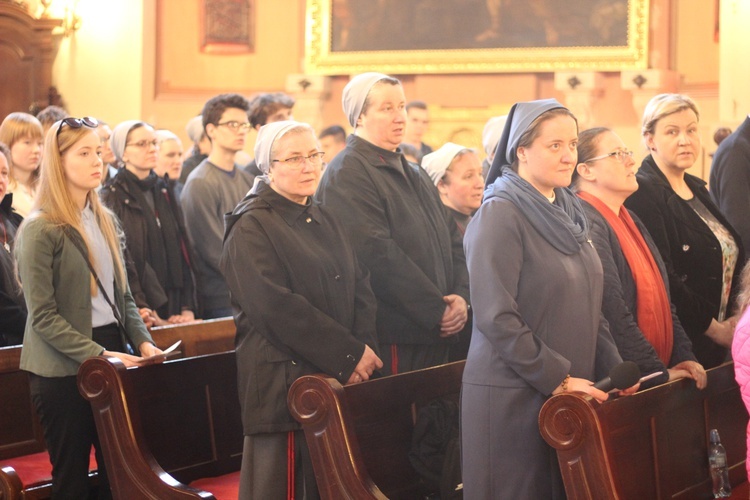 XV Diecezjalne czuwanie młodzieży w intencji powołań