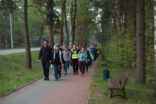 XVI Nocna Pielgrzymka z Piekar Śl. na Jasną Górę