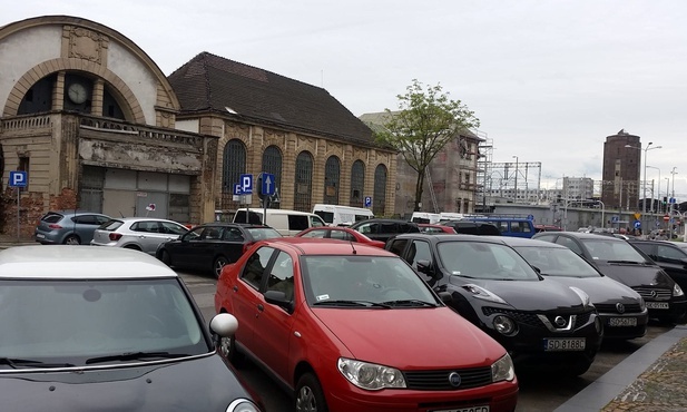 Katowice: w ciągu 2 lat ul. Dworcowa ma zostać przebudowana