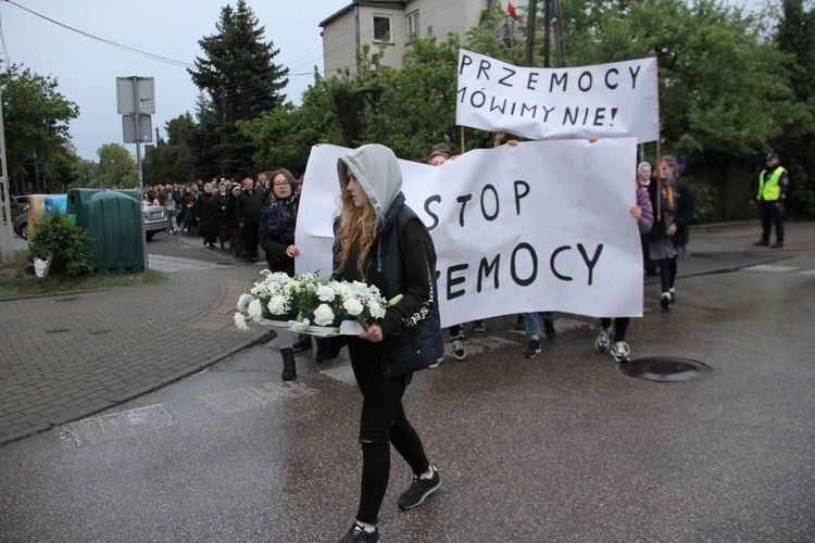 Marsz przeciwko przemocy. Po zabójstwie ucznia w Wawrze