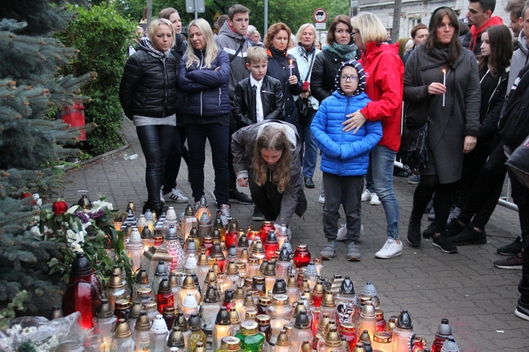 Marsz przeciwko przemocy. Po zabójstwie ucznia w Wawrze