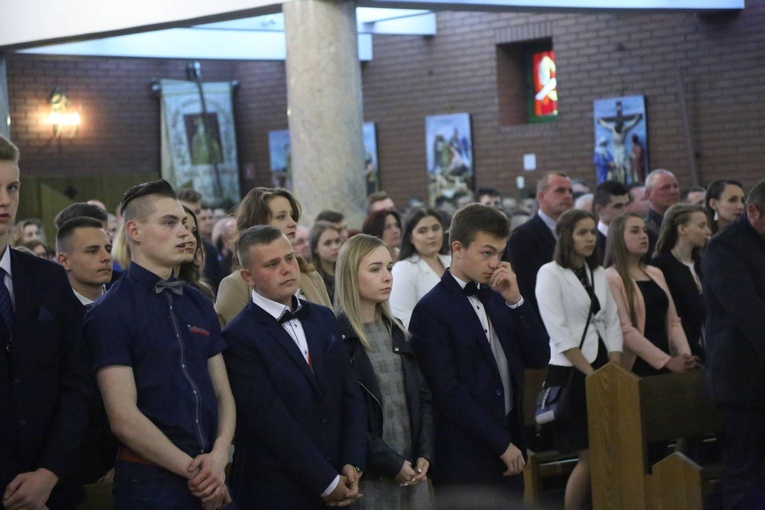 Bierzmowanie w Strzelcach Wielkich