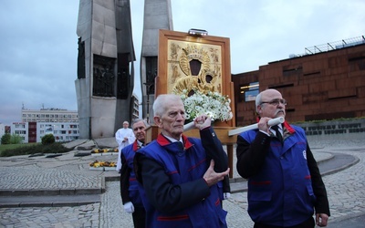 Przepraszamy Cię, Matko