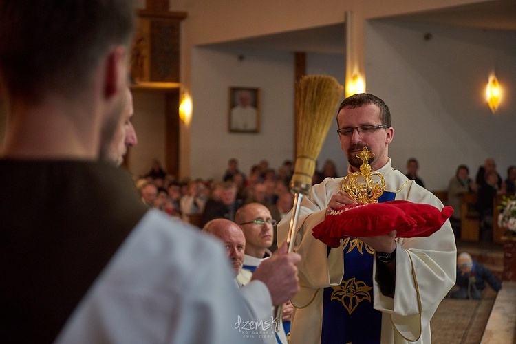 Koronacja figury MB Fatimskiej na Poczekajce