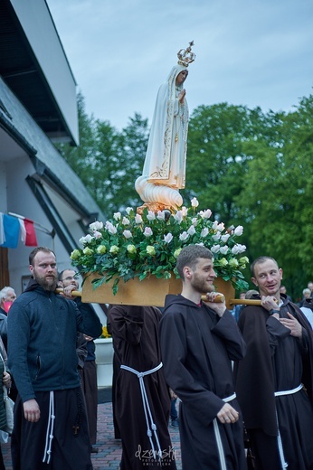 Koronacja figury MB Fatimskiej na Poczekajce