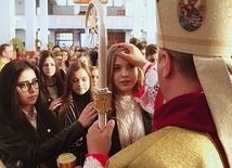 ▲	To nie pieczątka w kancelarii, ale znamię wyryte w duszy.