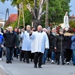 Procesja ku czci Matki Bożej Fatimskiej w Miliczu 