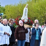 Procesja ku czci Matki Bożej Fatimskiej w Miliczu 