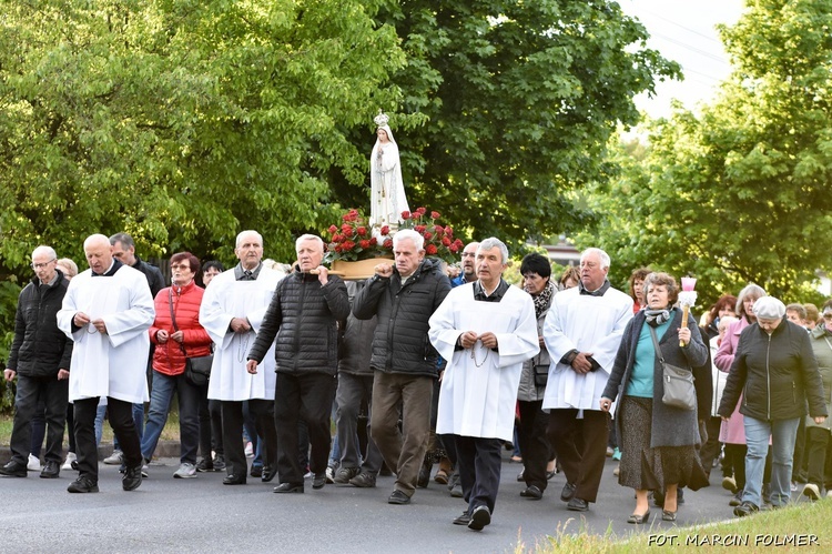 Procesja ku czci Matki Bożej Fatimskiej w Miliczu 