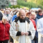 Procesja ku czci Matki Bożej Fatimskiej w Miliczu 