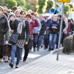 Procesja ku czci Matki Bożej Fatimskiej w Miliczu 