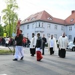 Procesja ku czci Matki Bożej Fatimskiej w Miliczu 