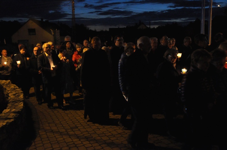 Poświęcenie kaplicy w Opolu Grudzicach