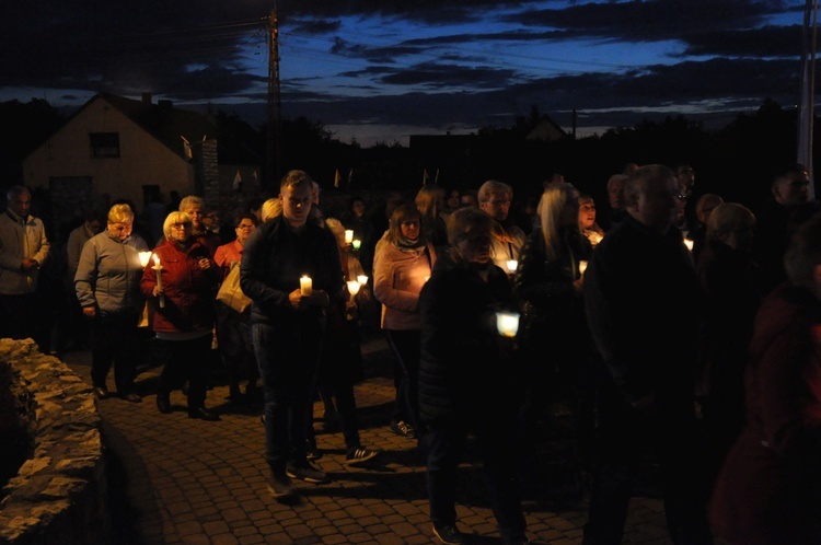 Poświęcenie kaplicy w Opolu Grudzicach