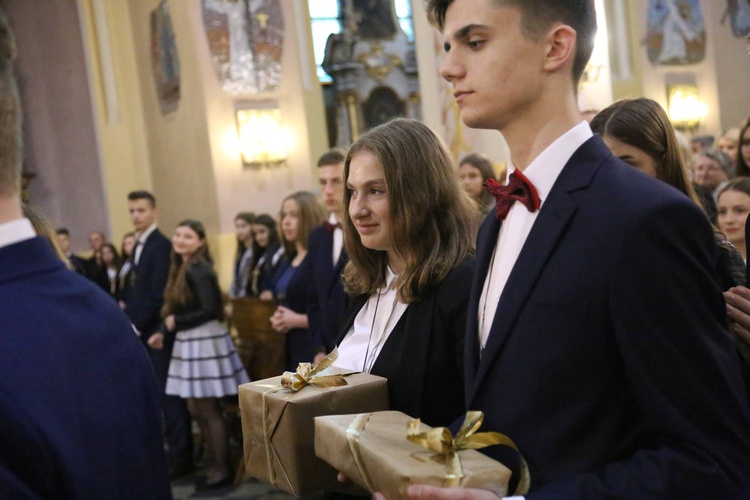 Bierzmowanie w Porąbce Uszewskiej