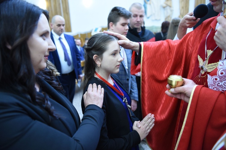 Bierzmowanie w Łękach Górnych