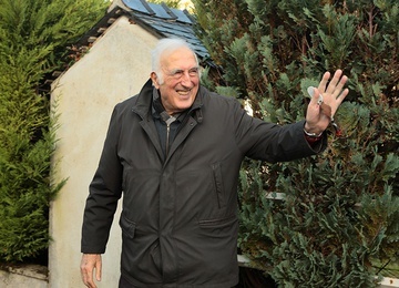 Dla członków założonych przez siebie wspólnot – L’Arche (Arki) oraz Wiary i Światła – Jean Vanier był największym autorytetem.
