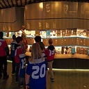 W zbiorach muzeum znajdują się koszulki wszystkich reprezentacji zrzeszonych w FIFA 