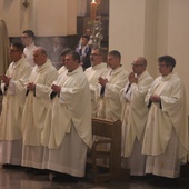 Eucharystia w intencji bp. Adama Wodarczyka i rocznika święceń 1994