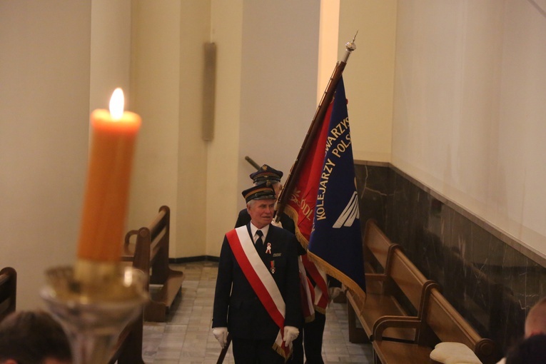 Eucharystia w intencji bp. Adama Wodarczyka i rocznika święceń 1994