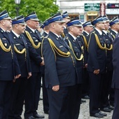 Podczas obchodów Wojewódzkiego Dnia Strażaka odznaczono 140 strażaków.