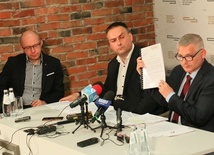 Marek Krakowski prezentuje wyniki audytu w CSK.