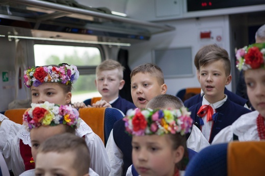 Pociąg powstańczy z Katowic do Warszawy 
