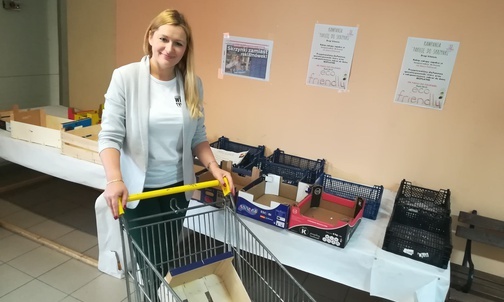Tychy: ruszyła akcja "Pakuję do skrzynki"
