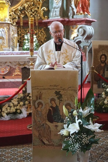 Biskup Dec przypomniał m.in., z jakich części składa się Biblia.