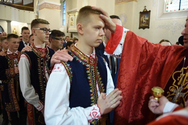 Bierzmowanie w Podegrodziu