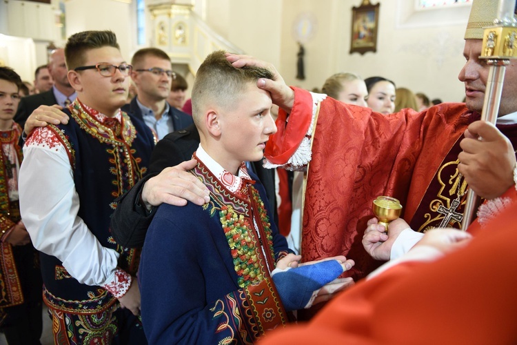 Bierzmowanie w Podegrodziu