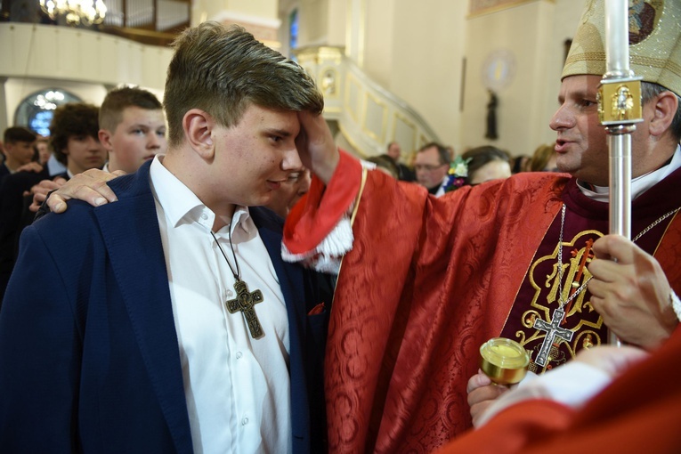 Bierzmowanie w Podegrodziu