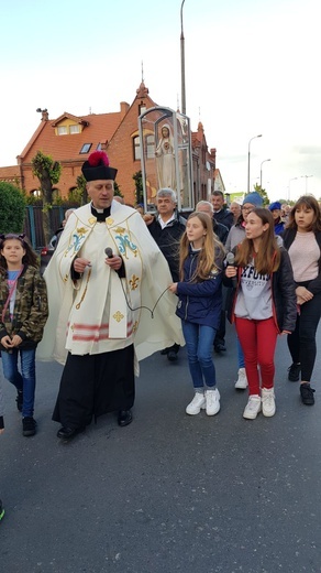 Intronizacja figury Matki Bożej w Bielawie