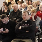 Sympozjum naukowe "Bóg obecny i czczony w Rodzinach" 