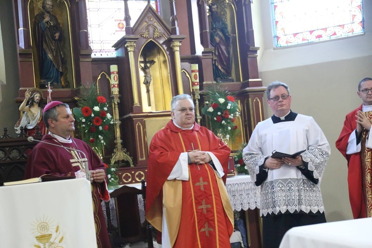 Bierzmowanie w Biegonicach