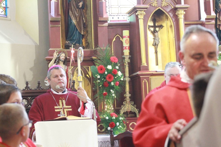 Bierzmowanie w Biegonicach