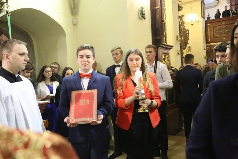 Bierzmowanie w Starym Sączu